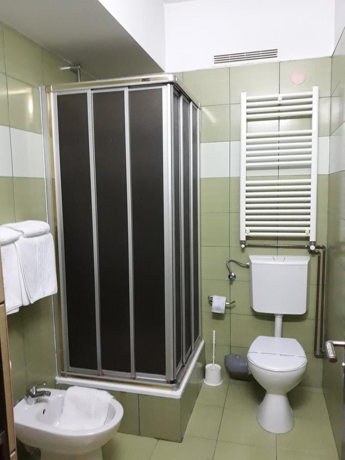 Pensiunea Sydney Тимишоара Екстериор снимка